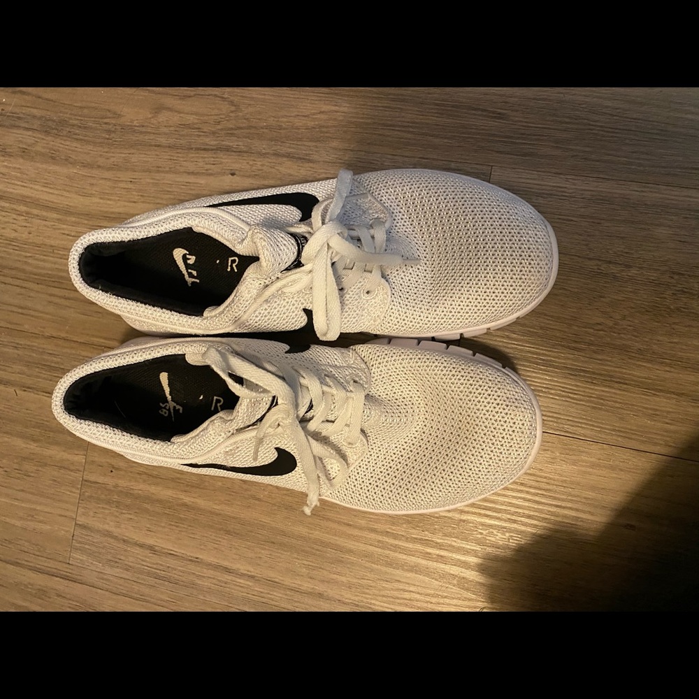 Nike air